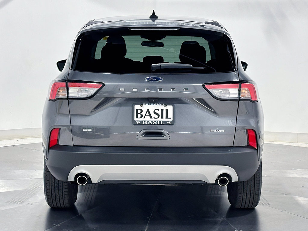 Used 2022 Ford Escape SE w/ Cold Weather Package AWD/4WD image 12