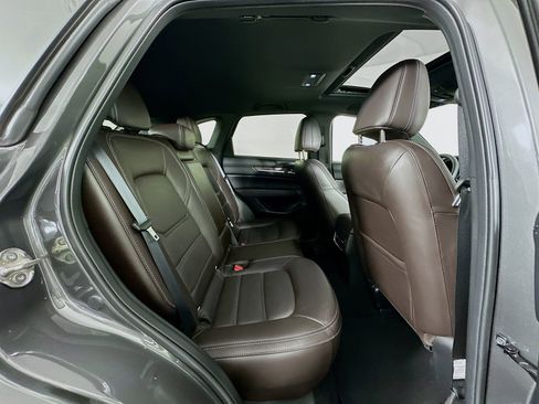 Used 2025 MAZDA CX-5 Signature image 29