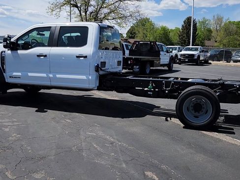 New 2025 Ford F550 4x4 Crew Cab Super Duty image 3