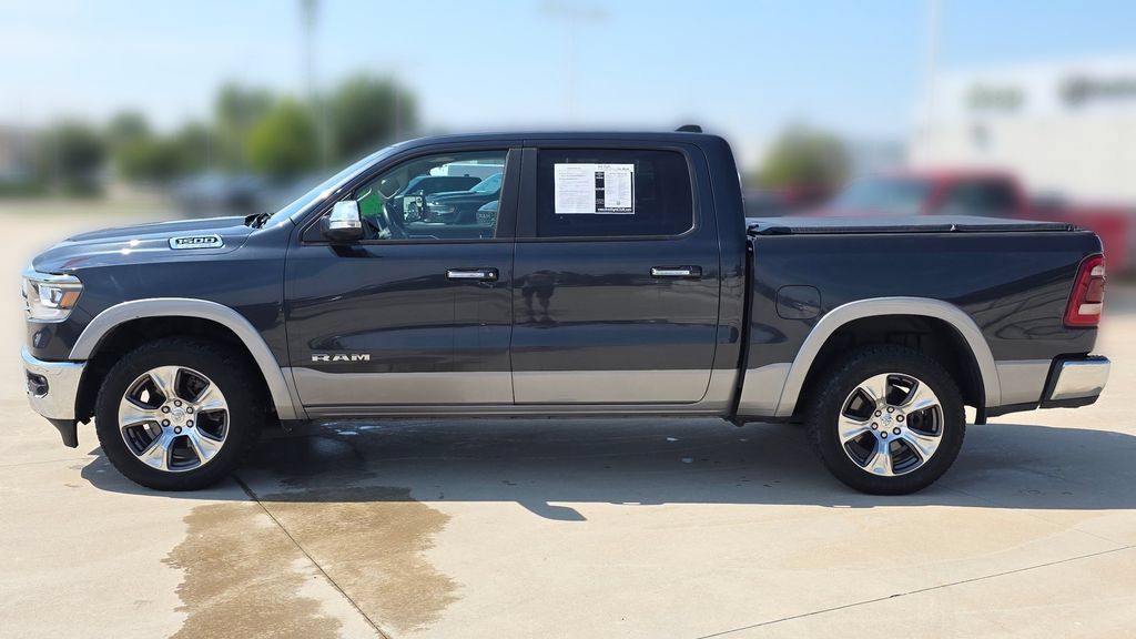 Used 2019 RAM 1500 Laramie AWD/4WD image 2