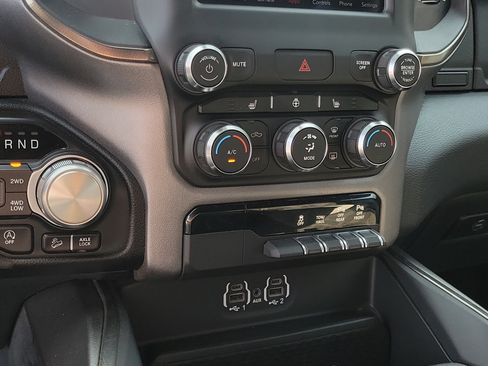 Used 2020 RAM 1500 Rebel w/ Rebel Level 2 Equipment Group AWD/4WD image 27