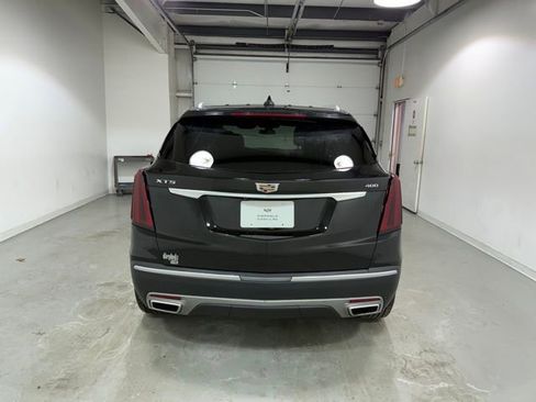Used 2025 Cadillac XT5 Premium Luxury image 5