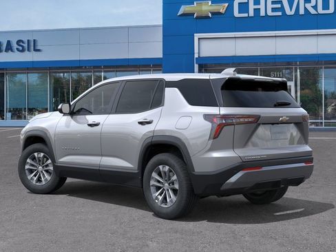 New 2026 Chevrolet Equinox LT w/ Convenience Package II AWD/4WD image 3