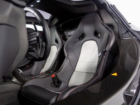 Used 2014 McLaren P1 image 45