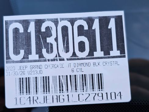 Used 2020 Jeep Grand Cherokee Altitude image 10