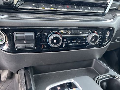 Certified 2022 Chevrolet Silverado 1500 ZR2 w/ Technology Package image 17