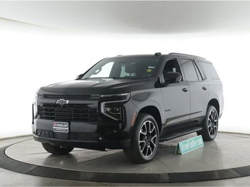 Used 2026 Chevrolet Tahoe RST AWD/4WD image 10