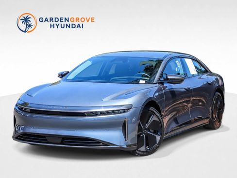 Used 2025 Lucid Air Pure RWD image 1