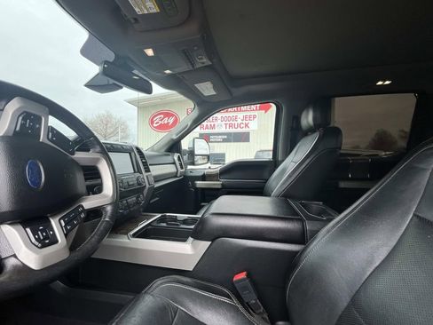Used 2019 Ford F350 Lariat w/ Lariat Ultimate Package image 10