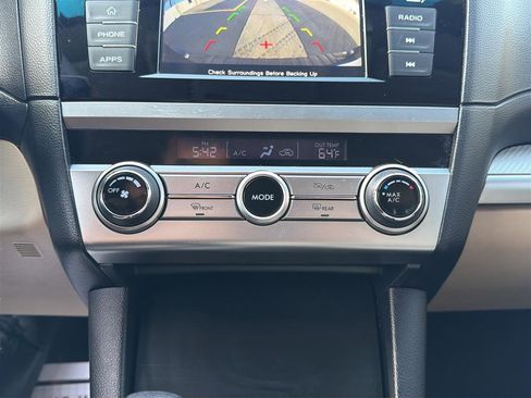 Used 2018 Subaru Outback 2.5i AWD/4WD image 26