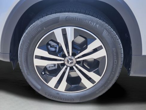 Certified 2026 Mercedes-Benz GLB 250 image 29