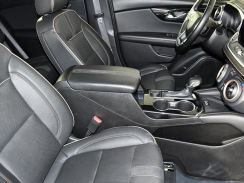 Used 2024 Chevrolet Blazer Premier AWD/4WD image 42
