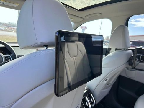New 2025 Kia Sorento S w/ Panoramic Sunroof Package AWD/4WD image 8