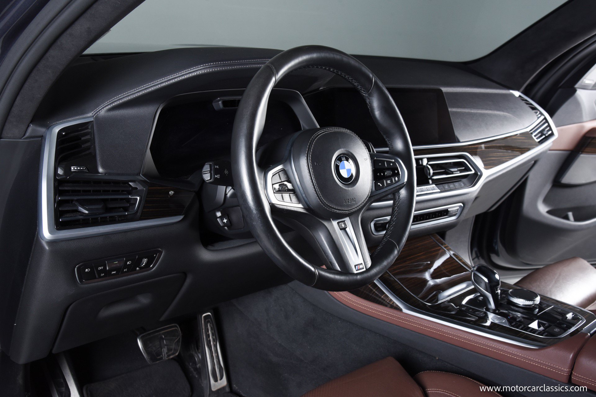 Used 2021 BMW X7 M50i AWD/4WD image 19