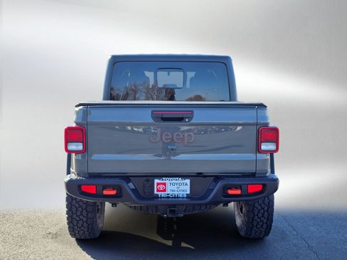Used 2022 Jeep Gladiator Mojave w/ Cold Weather Group image 4