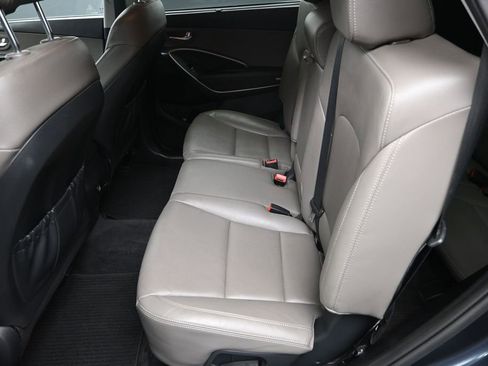Used 2019 Hyundai Santa Fe XL SE w/ SE Premium Package 02 FWD image 29