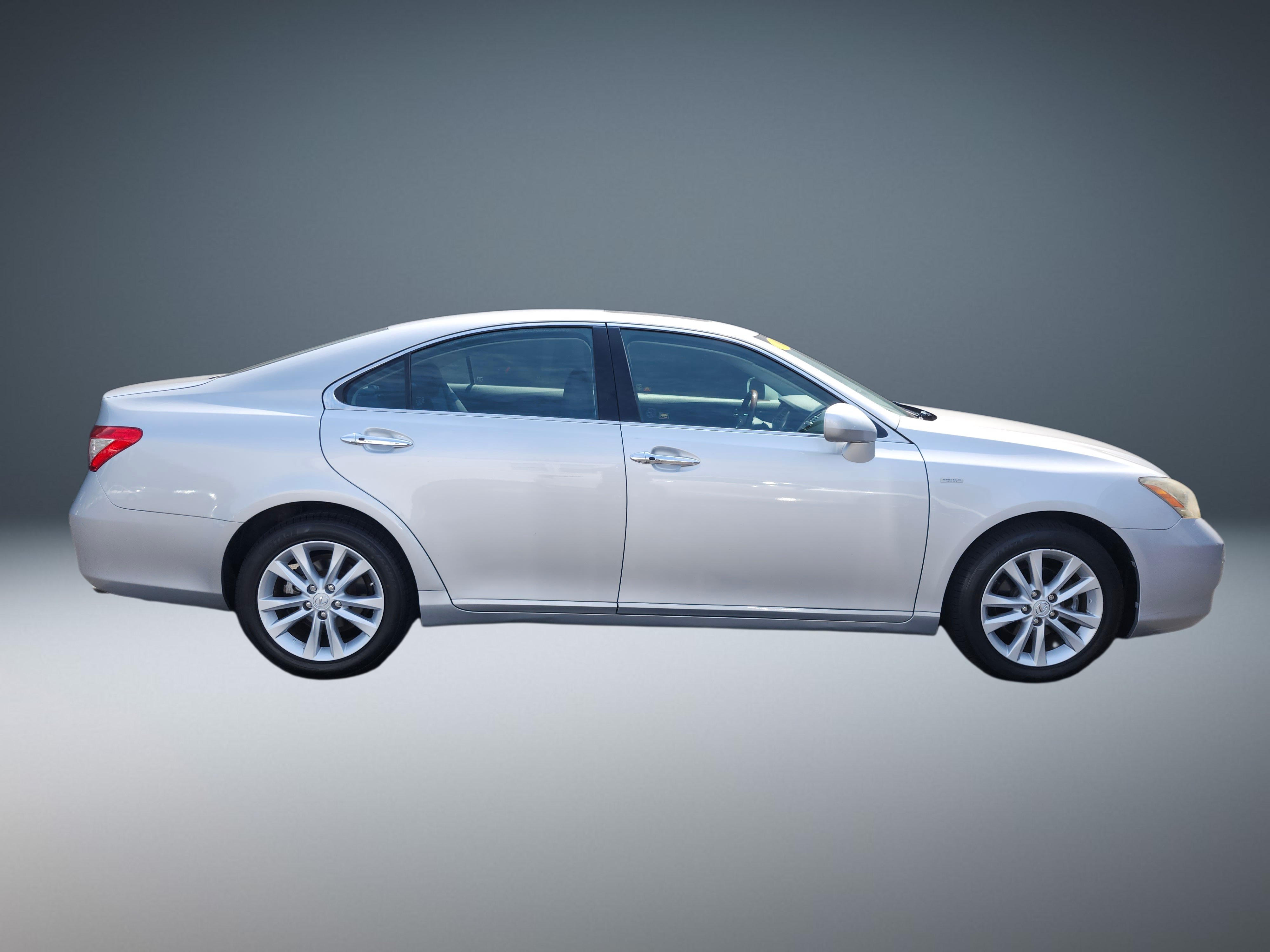 Used 2013 Lexus ES 350 w/ Luxury Pkg FWD image 2