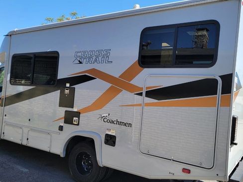 Used 2022 Ford Transit 350 350 HD AWD 2dr 156 in. WB DRW w/ Motorhome Prep Package image 7