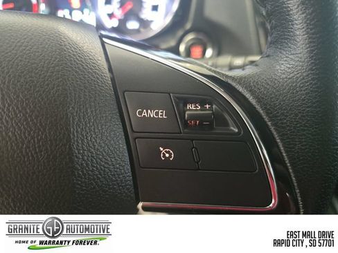 Used 2024 Mitsubishi Outlander Sport SE AWD/4WD image 33