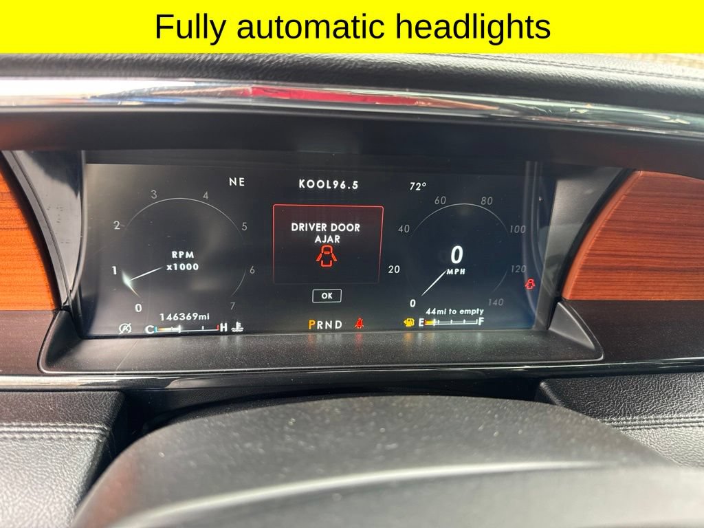 Used 2018 Lincoln Navigator Reserve AWD/4WD image 19