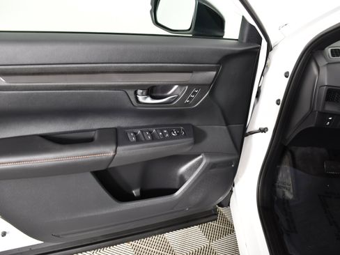 Used 2025 Honda CR-V Sport-L image 36