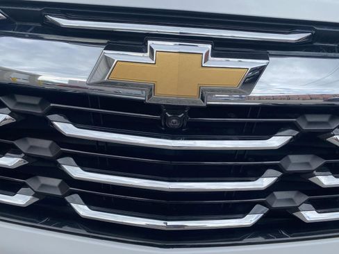 Certified 2025 Chevrolet Equinox LT w/ Convenience Package II AWD/4WD image 14