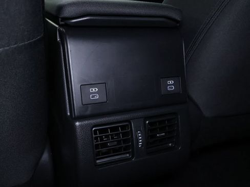 Used 2024 Subaru Solterra Premium image 17