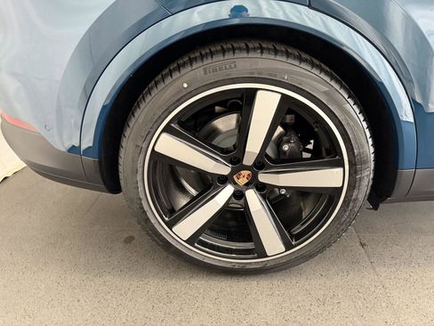 New 2026 Porsche Cayenne E-Hybrid image 12
