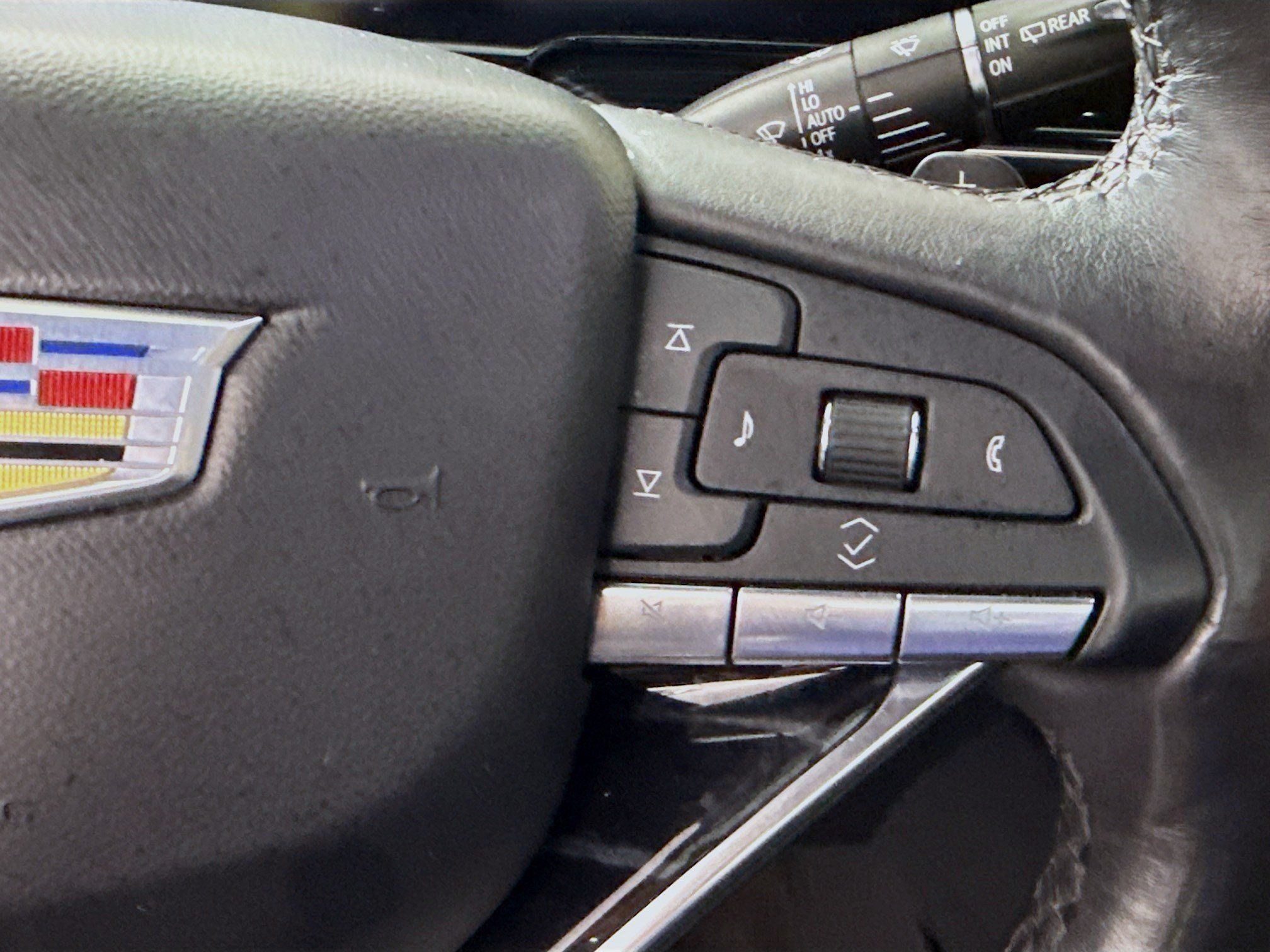 Used 2023 Cadillac Escalade Sport AWD/4WD image 15