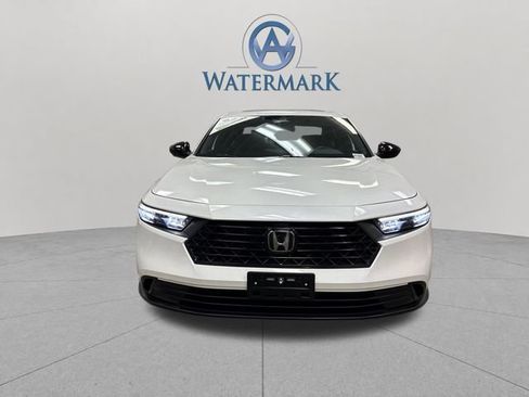 Used 2023 Honda Accord Sport image 9