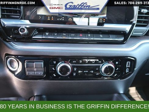 New 2026 GMC Sierra 2500 SLT w/ SLT Premium Package AWD/4WD image 19