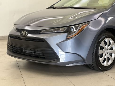 Used 2024 Toyota Corolla LE FWD image 27