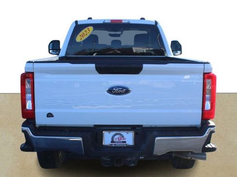 Used 2023 Ford F350 XLT image 5