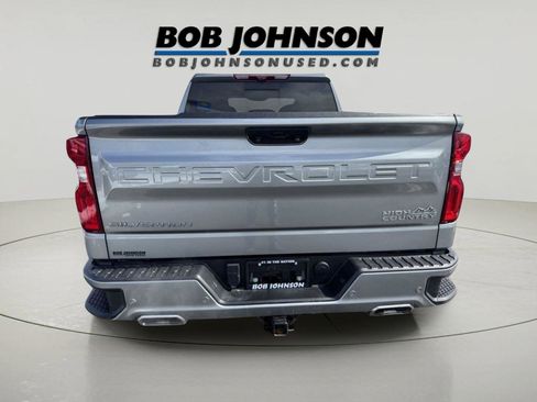 Used 2023 Chevrolet Silverado 1500 High Country w/ Technology Package AWD/4WD image 4