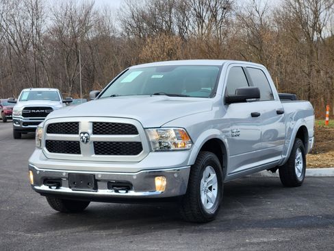 Used 2015 RAM 1500 Outdoorsman image 12