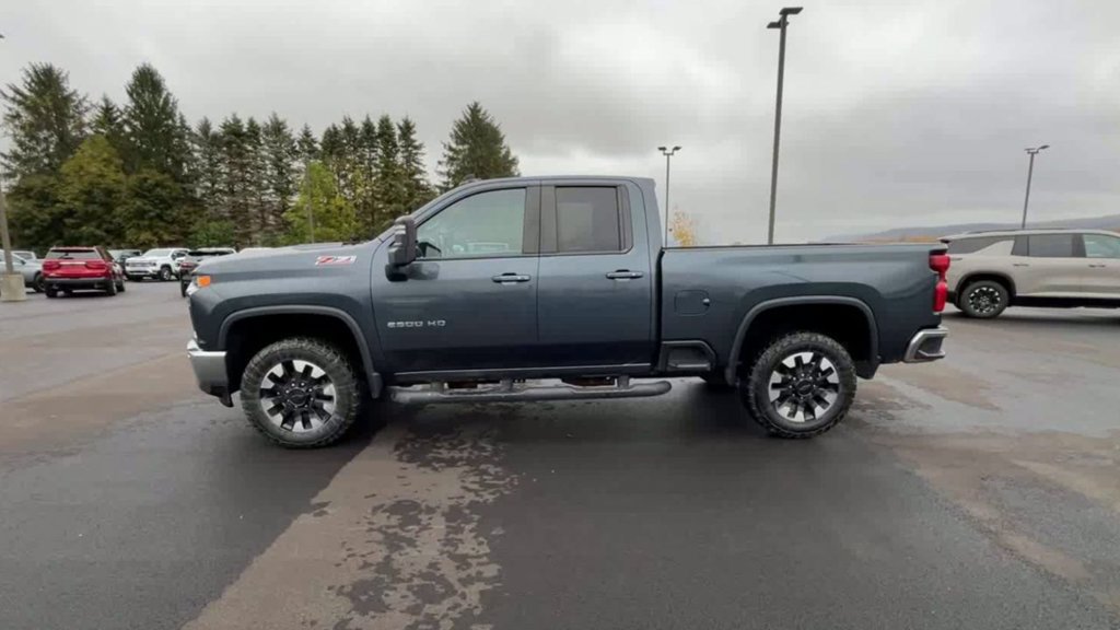 Used 2020 Chevrolet Silverado 2500 LT w/ All Star Edition AWD/4WD image 5