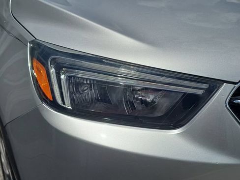 Certified 2019 Buick Encore Preferred FWD image 10
