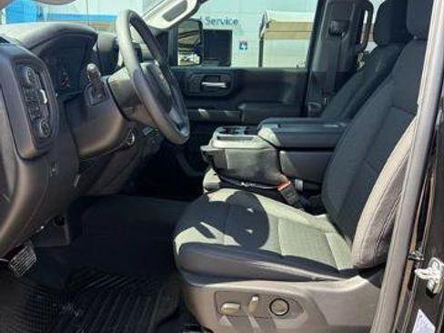 Used 2026 Chevrolet Silverado 2500 Custom w/ Custom Convenience Package AWD/4WD image 9