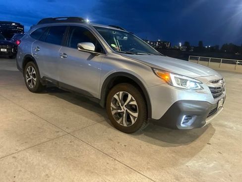 Used 2020 Subaru Outback Limited w/ Popular Package #2 AWD/4WD image 2