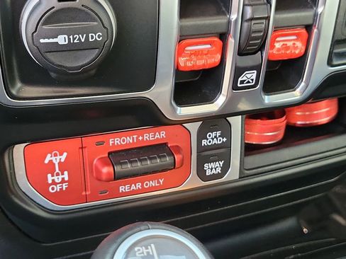 Used 2021 Jeep Wrangler Unlimited Rubicon image 37