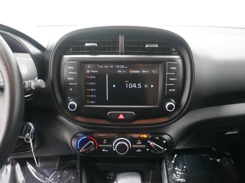 Used 2025 Kia Soul S FWD image 18