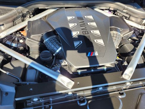 New 2026 BMW X5 M60i image 18