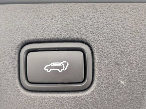 Used 2025 Hyundai Palisade SEL FWD image 30