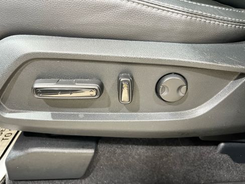 Used 2023 Honda Pilot EX-L image 20