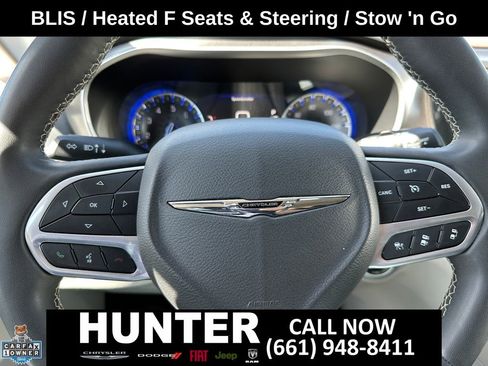 Used 2024 Chrysler Pacifica Touring-L FWD image 55