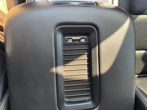 Used 2019 GMC Sierra 2500 SLT image 33