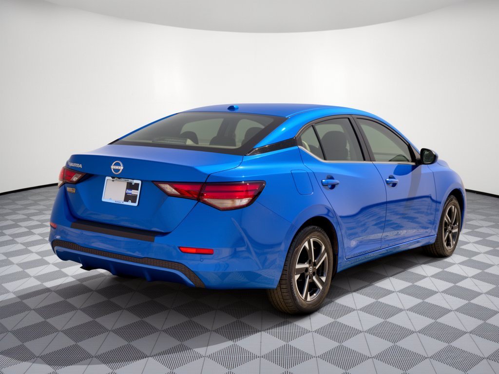 Used 2025 Nissan Sentra SV FWD image 9