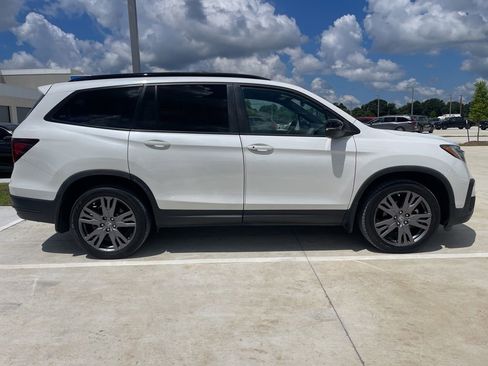 Used 2022 Honda Pilot Sport image 4