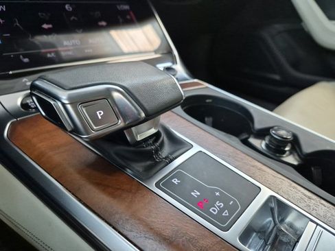 Used 2023 Audi A6 3.0T allroad Premium Plus AWD/4WD image 11
