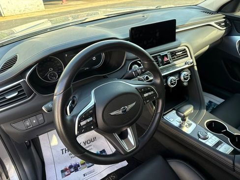 Used 2023 Genesis G70 2.0T AWD/4WD image 10